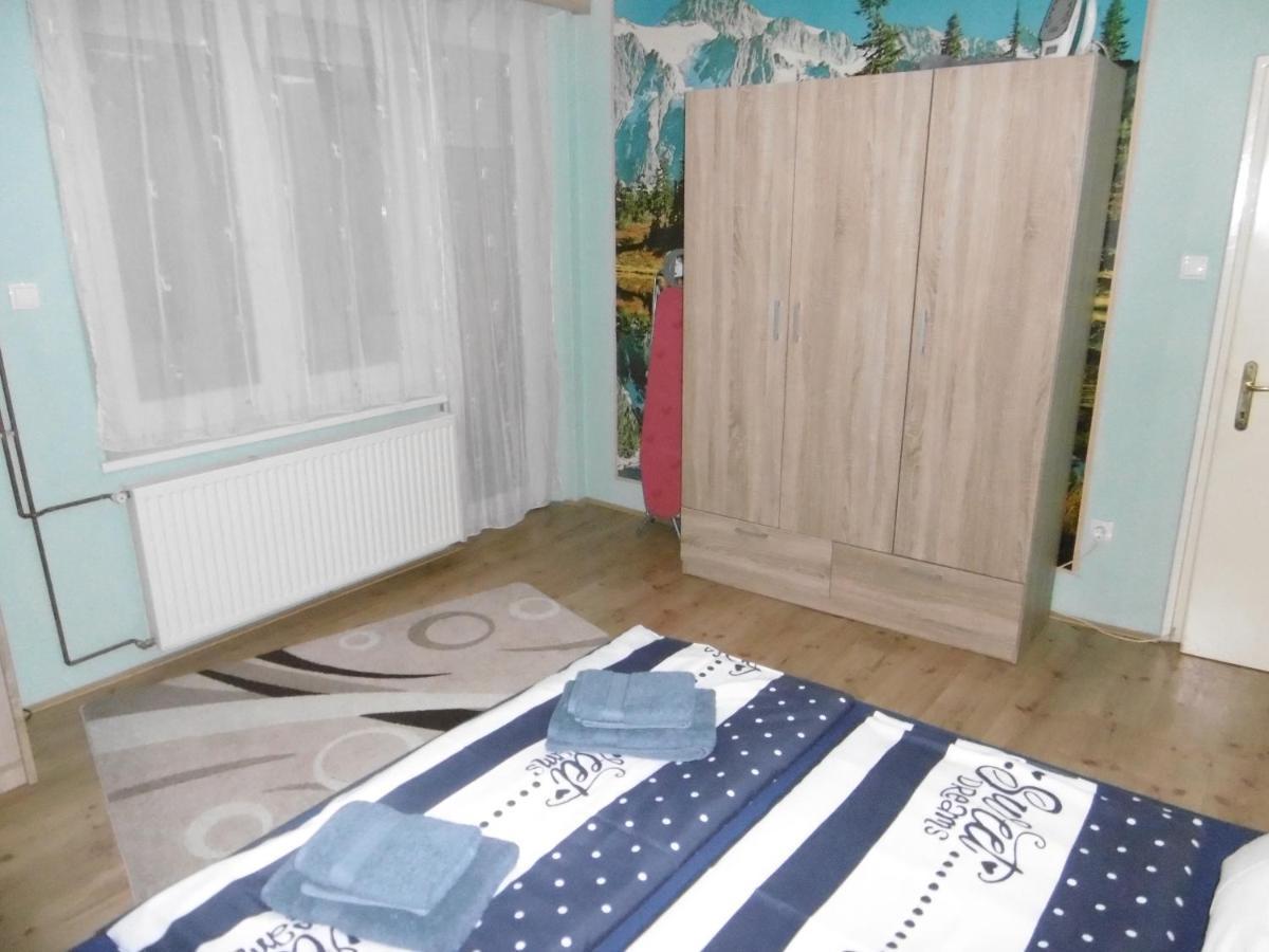 Dia Apartman Pécs Exteriör bild